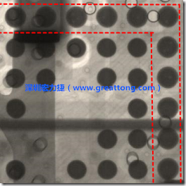 BGA錫球尺寸小于0.4mm，采用降低BGA內(nèi)圍襲球的錫膏量所得到X-Ray，稍微留意一下可以發(fā)現(xiàn)最外圈的錫量(圓的直徑)比其他內(nèi)圍的錫球上的錫量來(lái)得多一點(diǎn)點(diǎn)。也就是外圈的黑色圓形直徑比內(nèi)圈的圓形來(lái)得大一點(diǎn)點(diǎn)。