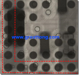 BGA錫球尺寸小于0.4mm，采用降低BGA內(nèi)圍襲球的錫膏量所得到X-Ray，稍微留意一下可以發(fā)現(xiàn)最外圈的錫量(圓的直徑)比其他內(nèi)圍的錫球上的錫量來(lái)得多一點(diǎn)點(diǎn)。也就是外圈的黑色圓形直徑比內(nèi)圈的圓形來(lái)得大一點(diǎn)點(diǎn)。